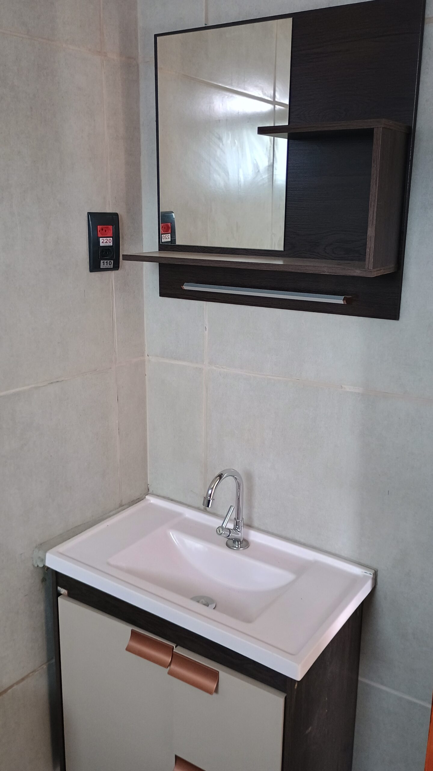 Kitinete Rua Prefeito Niquinho 291 a