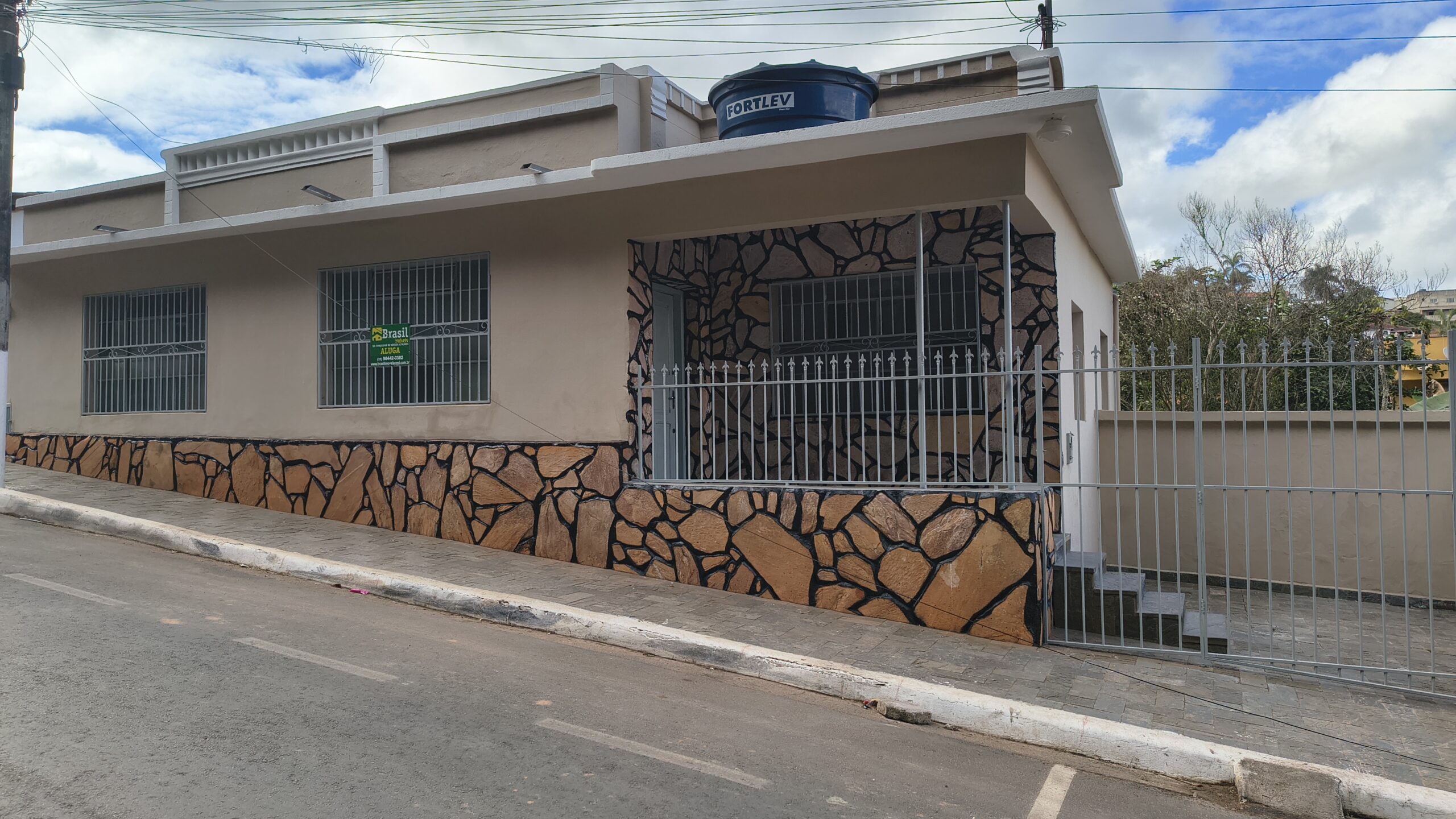 Casa Rua Prefeito José Pires Carneiro 66
