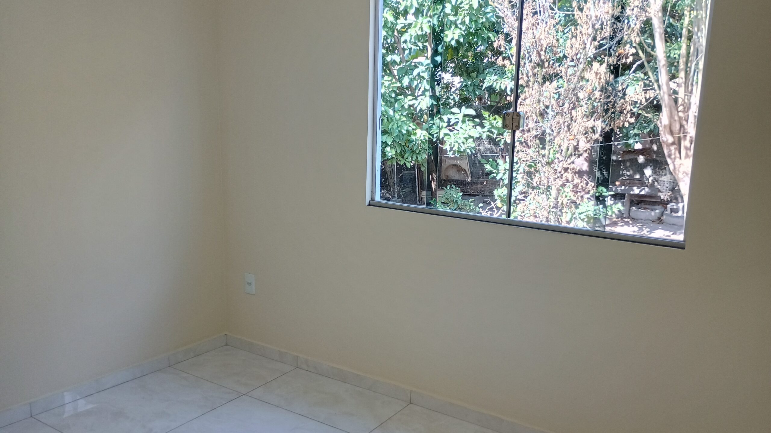 Apto Rua Comendador Bernardino 121 – 202 bloco 03