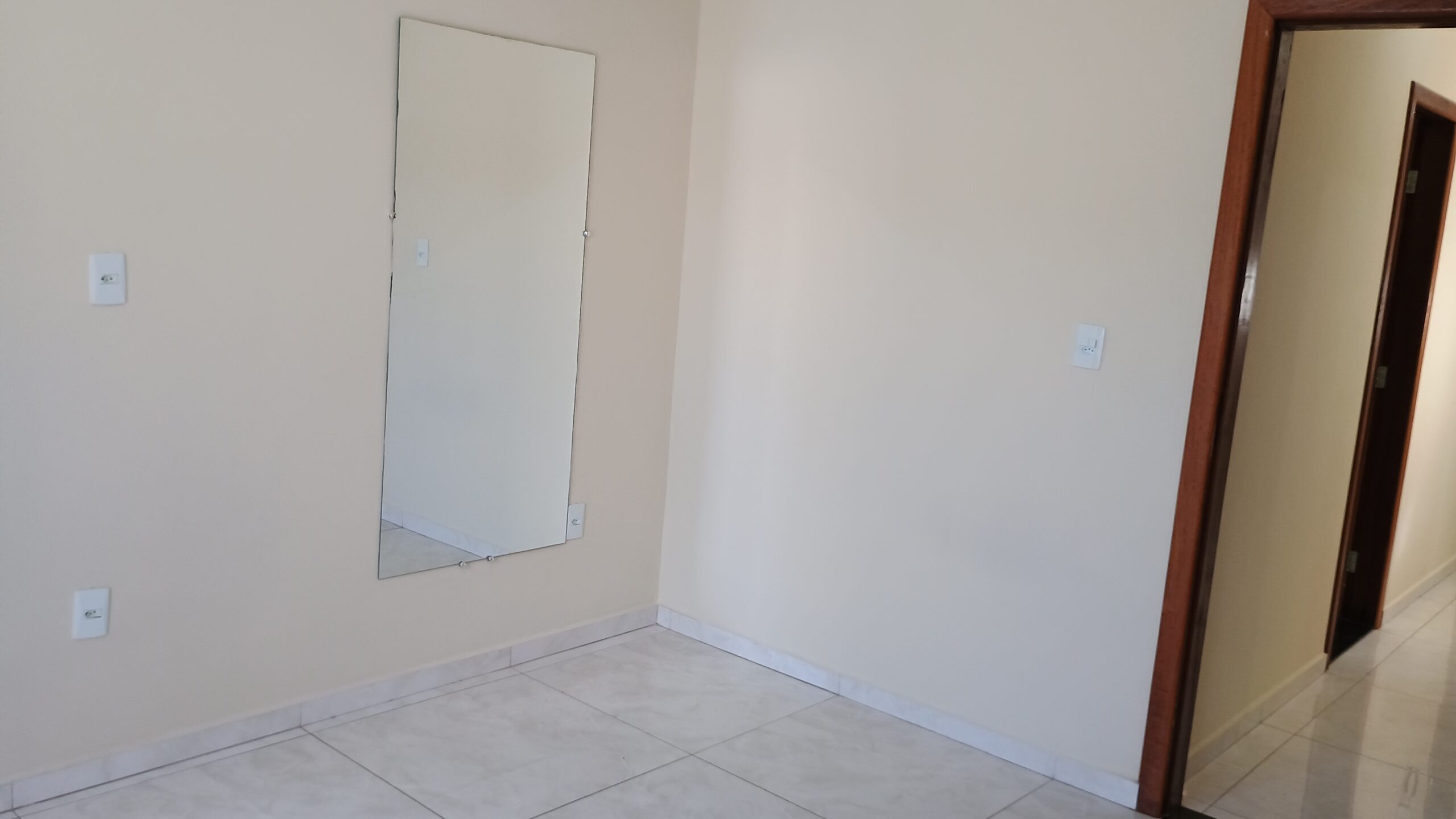 Apto Rua Comendador Bernardino 121 – 202 bloco 03