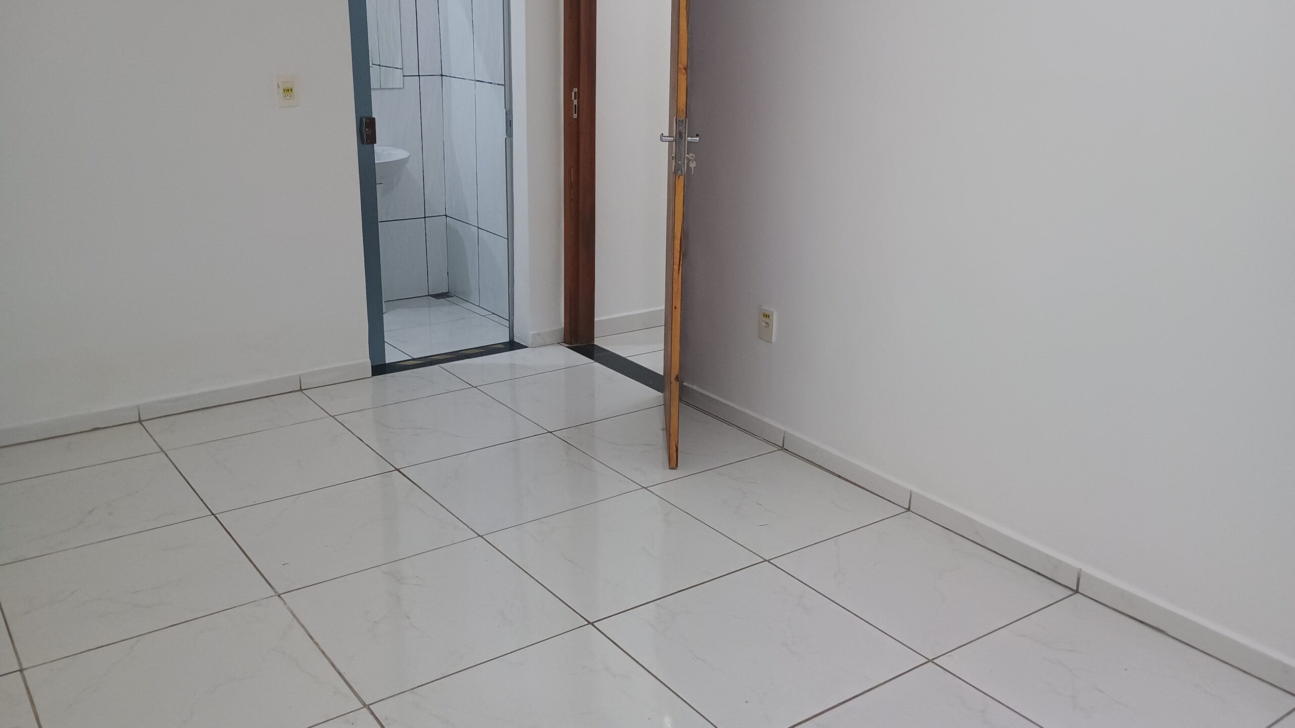 Apto 102 – Rua Comendador Bernardino 121 – Bloco 3