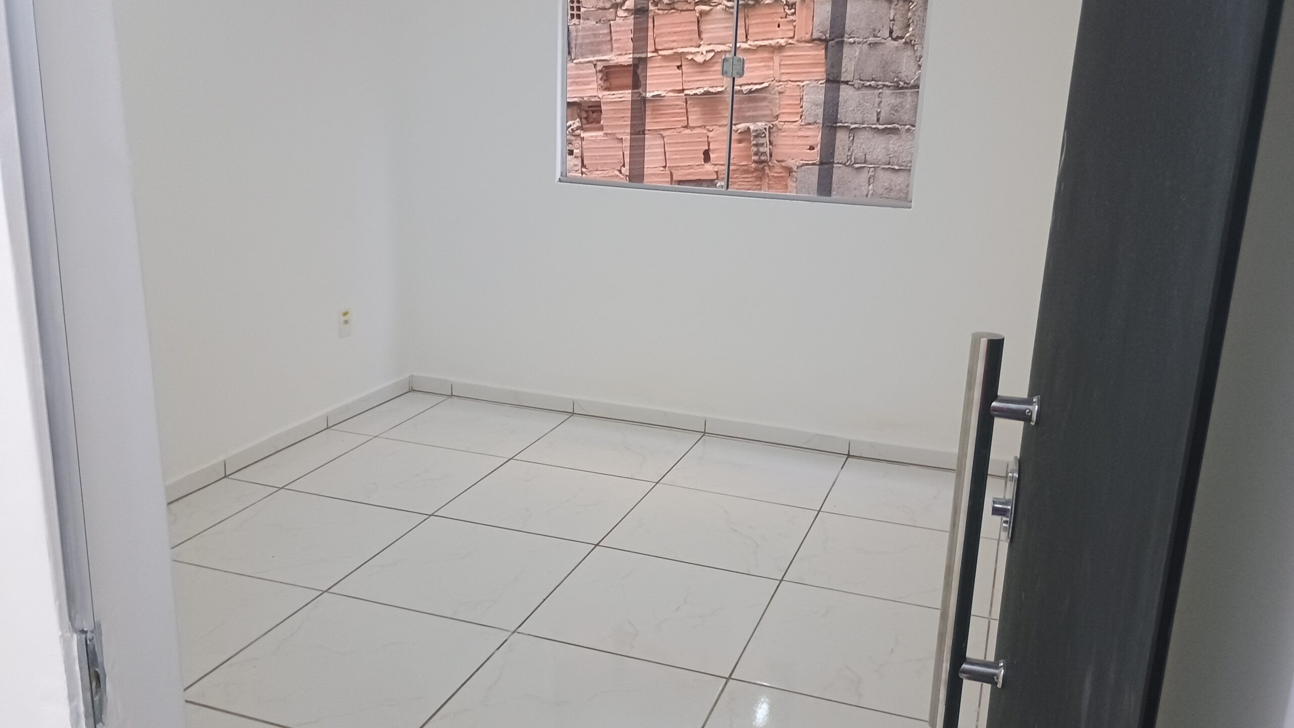 Apto 102 – Rua Comendador Bernardino 121 – Bloco 3